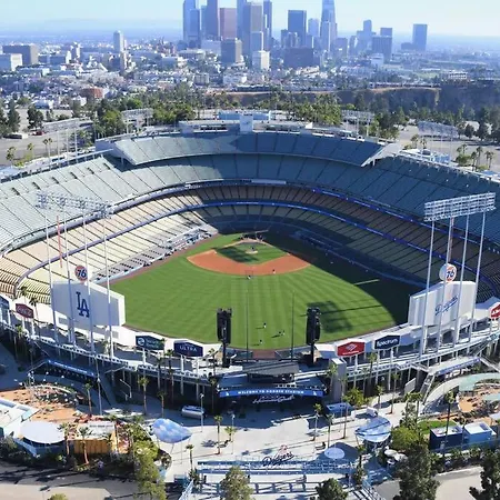Central La Hub Nearby Dodgers, Pasadena & Downtown